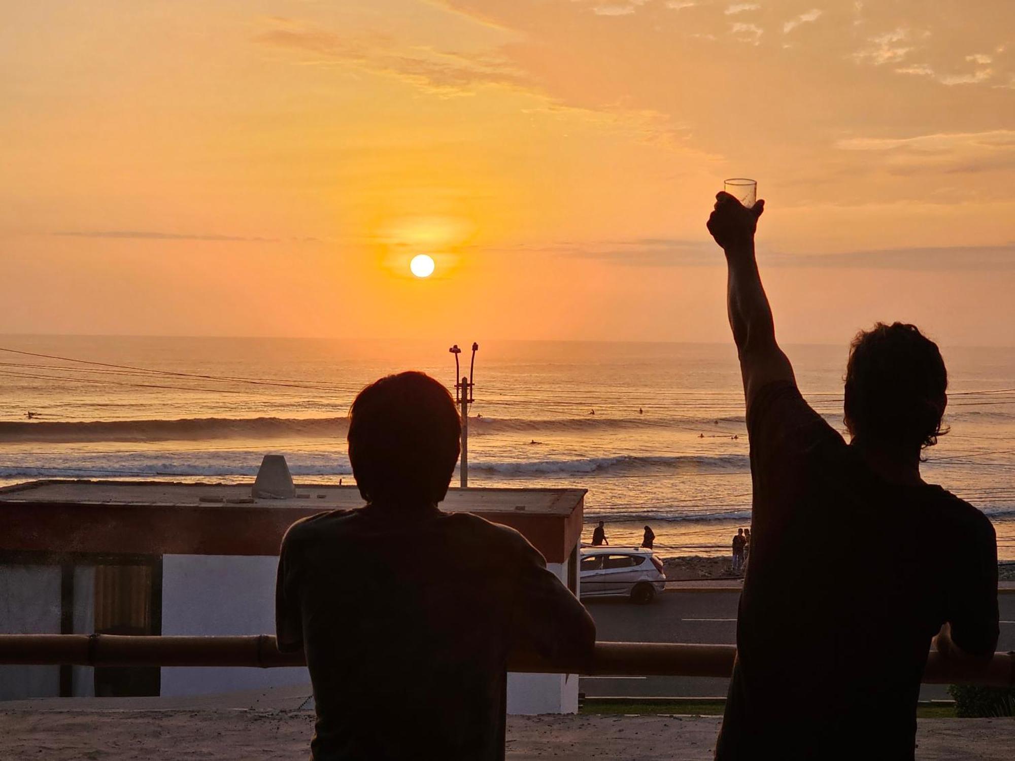 Yellow House Huanchaco Exterior photo